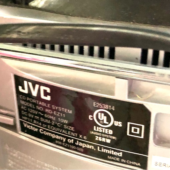 JVC Portable CD AM/FM Radio RD-ZE12 - Picture 3 of 10